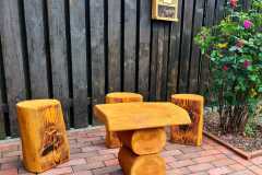 Hocker + Tisch